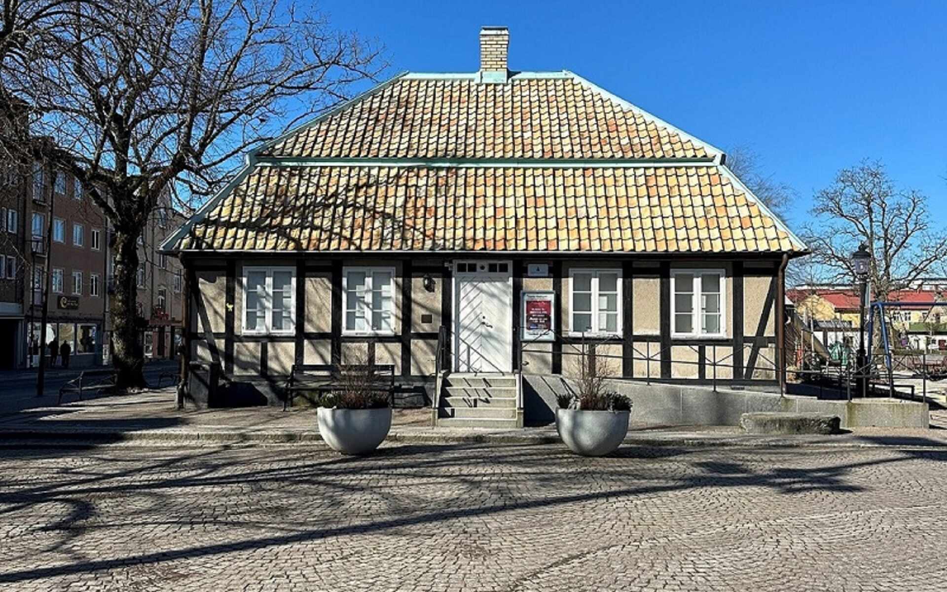 Tisdagsvandring: Vem bodde här? 15 juli